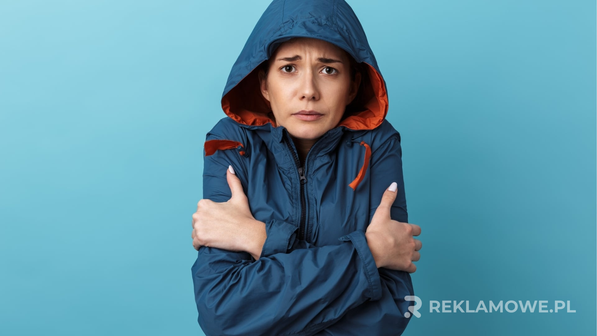 Kurtki reklamowe budujące pozytywne skojarzenia marki